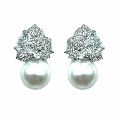 Palestro Milano Orecchini Silver-perla bianca Perla con petali di cristallo