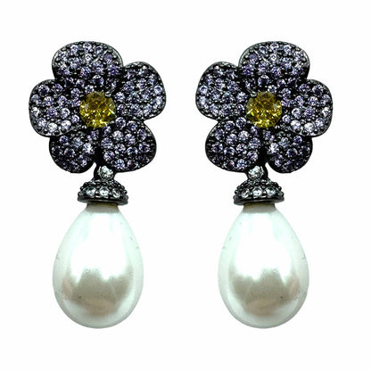 Palestro Milano Orecchini Violetta Margherite di zirconi con perla