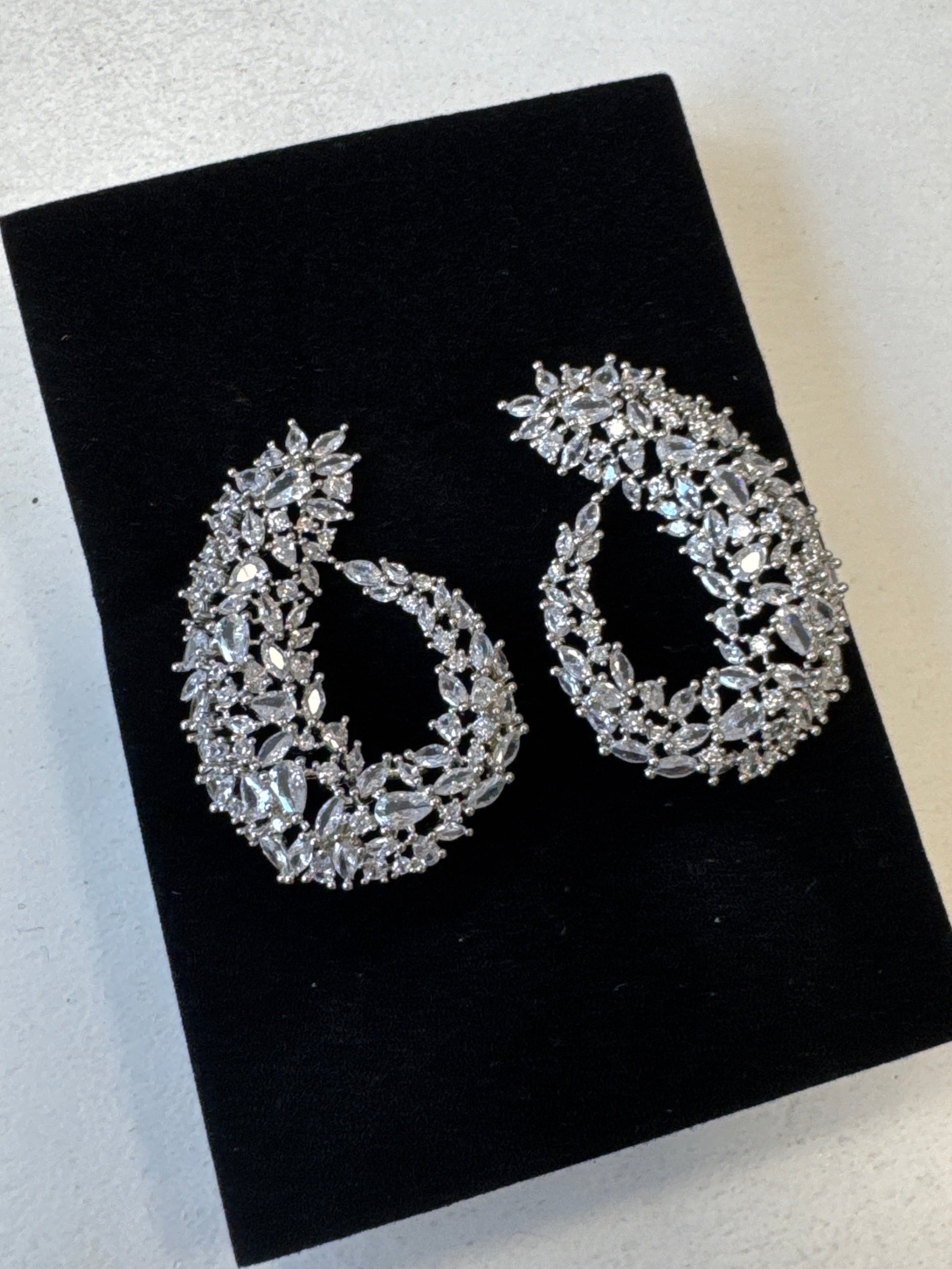 Palestro Milano Orecchini Virgole Preziose