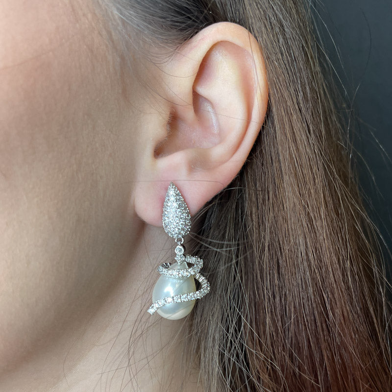 Palestro Milano Orecchini Vortice di Perla