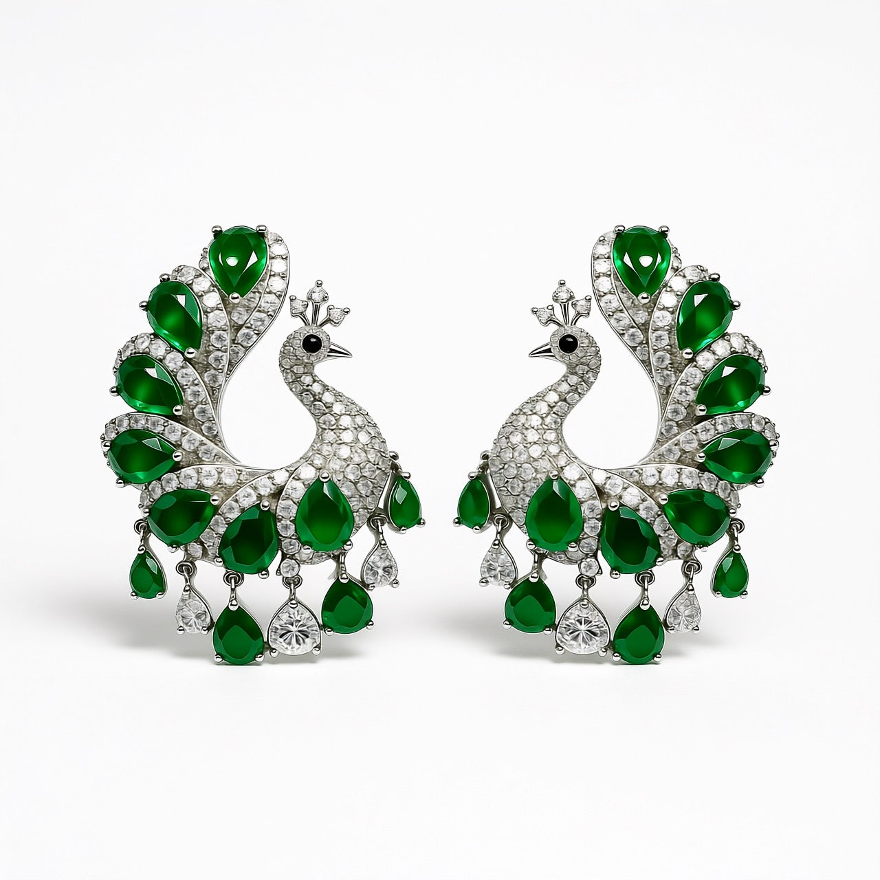 Palestro Milano Smeraldo Pavoni con coda di cristalli