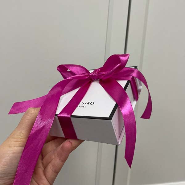Palestro Milano Box + Kit Regalo (sacchettino, fiocchetto e biglietto di auguri) - vale per un prodotto
