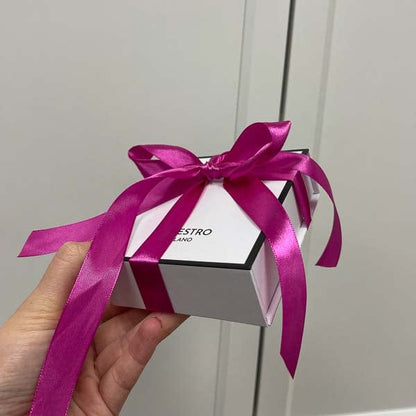 Palestro Milano Box + Kit Regalo (sacchettino, fiocchetto e biglietto di auguri) - vale per un prodotto