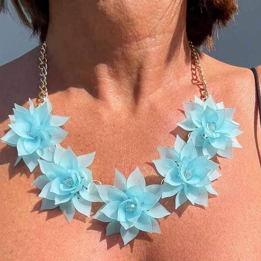Palestro Milano Collane Azzurro Cielo Fiori di Loto