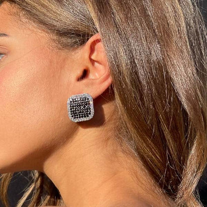 Palestro Milano Orecchini Bottoni Preziosi