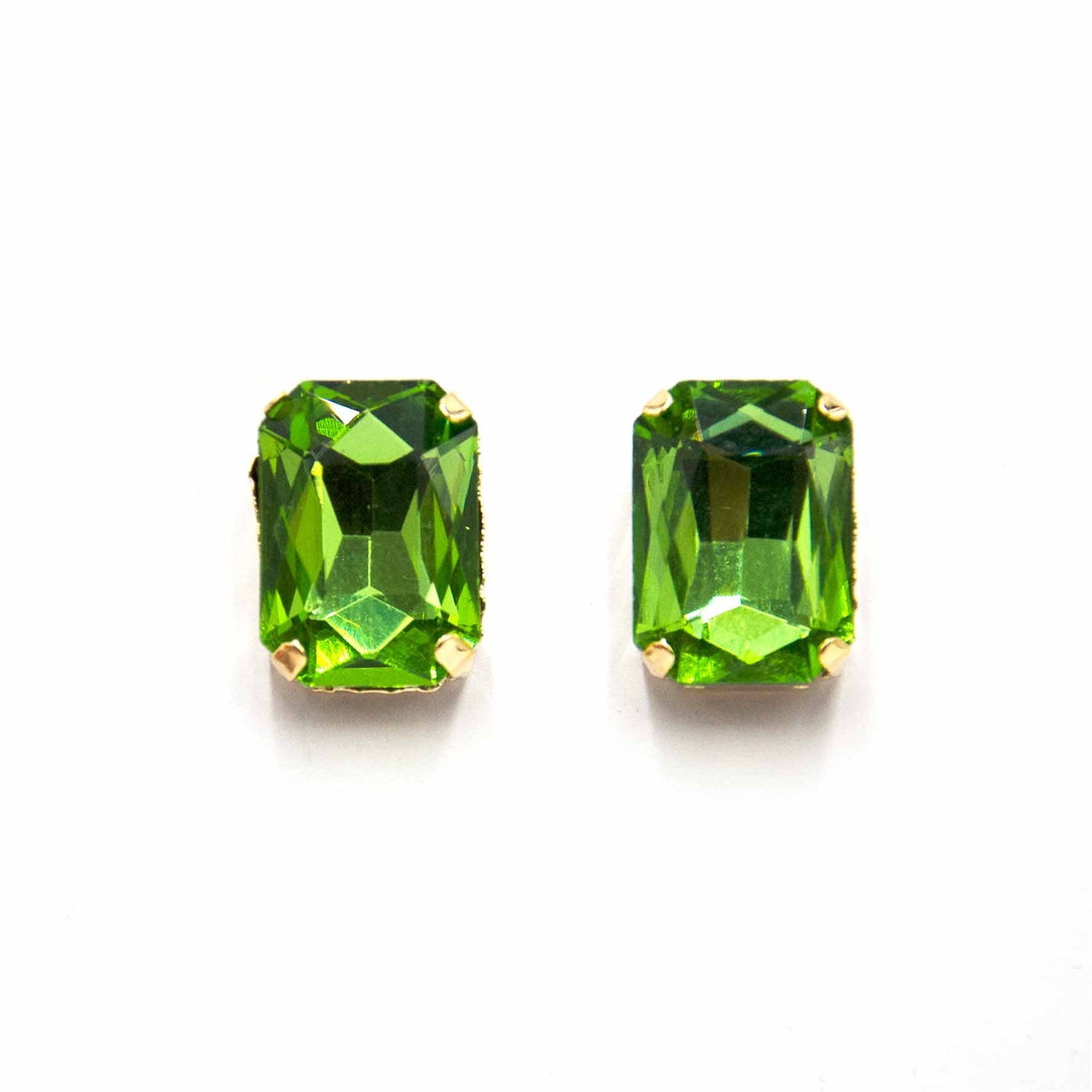 Palestro Milano Orecchini Verde Smeraldo Chiaro Gemme di Rodi