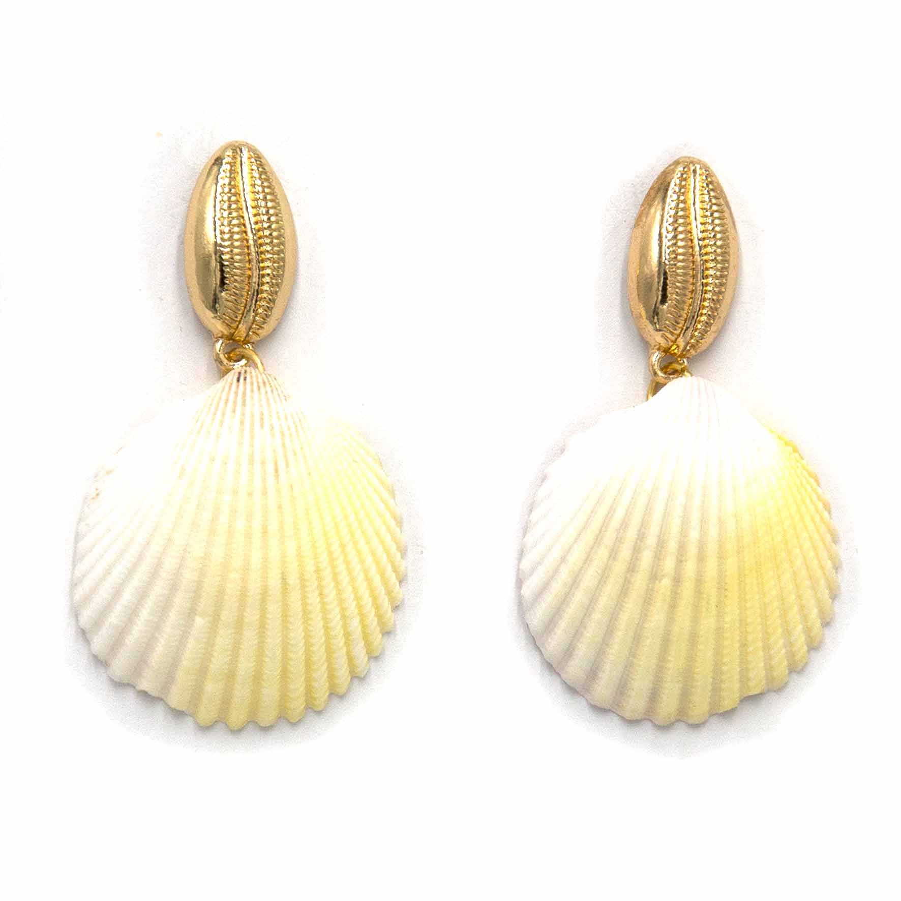 Palestro Milano Orecchini White Creamy Conchiglie vere